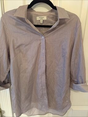 Banana Republic Women’s Light Purple Striped Button-Up Shirt
